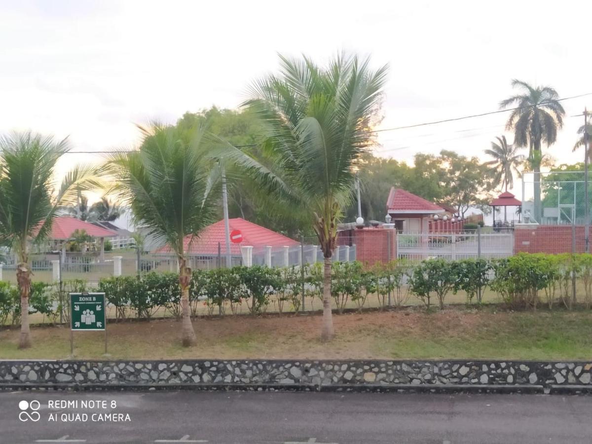 Pd Laguna Homestay Red Port Dickson Buitenkant foto