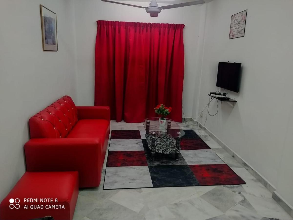 Pd Laguna Homestay Red Port Dickson Buitenkant foto